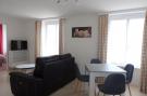 Holiday home Holiday flats Ploulec'h-1er étage - 2 chambres  la