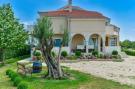 VakantiehuisKroatië - Noord Dalmatië: Holiday home Olive garden