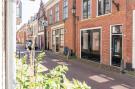 VakantiehuisNederland - Friesland: Ruim appartement in centrum Leeuwarden