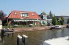 Holiday homeNetherlands - Friesland: Meervaart