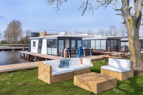 Houseboat Agua Dolce
